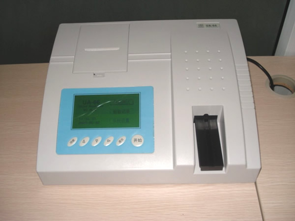 尿液分析仪